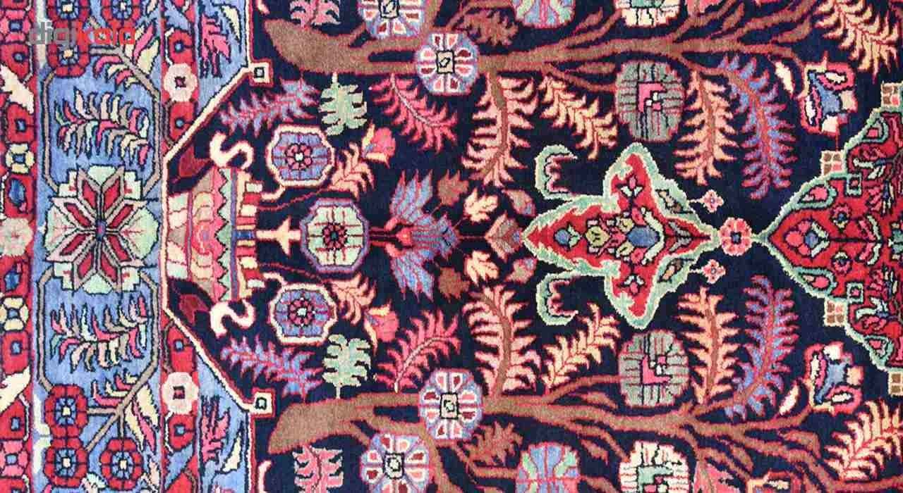 Hand-Knotted Persian Nahavand Stylish Rug (Tribal Floral Medallion Pattern) – Red Wool