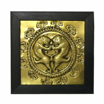 Persian Ancient Lions Engraved Brass Wall Art – Traditional Iranian Metalwork Artwork