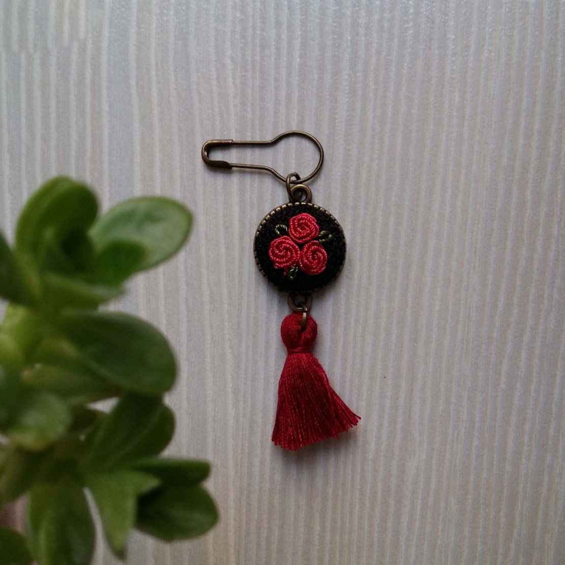 Embroidered Brooch Pin – Red Flower Model