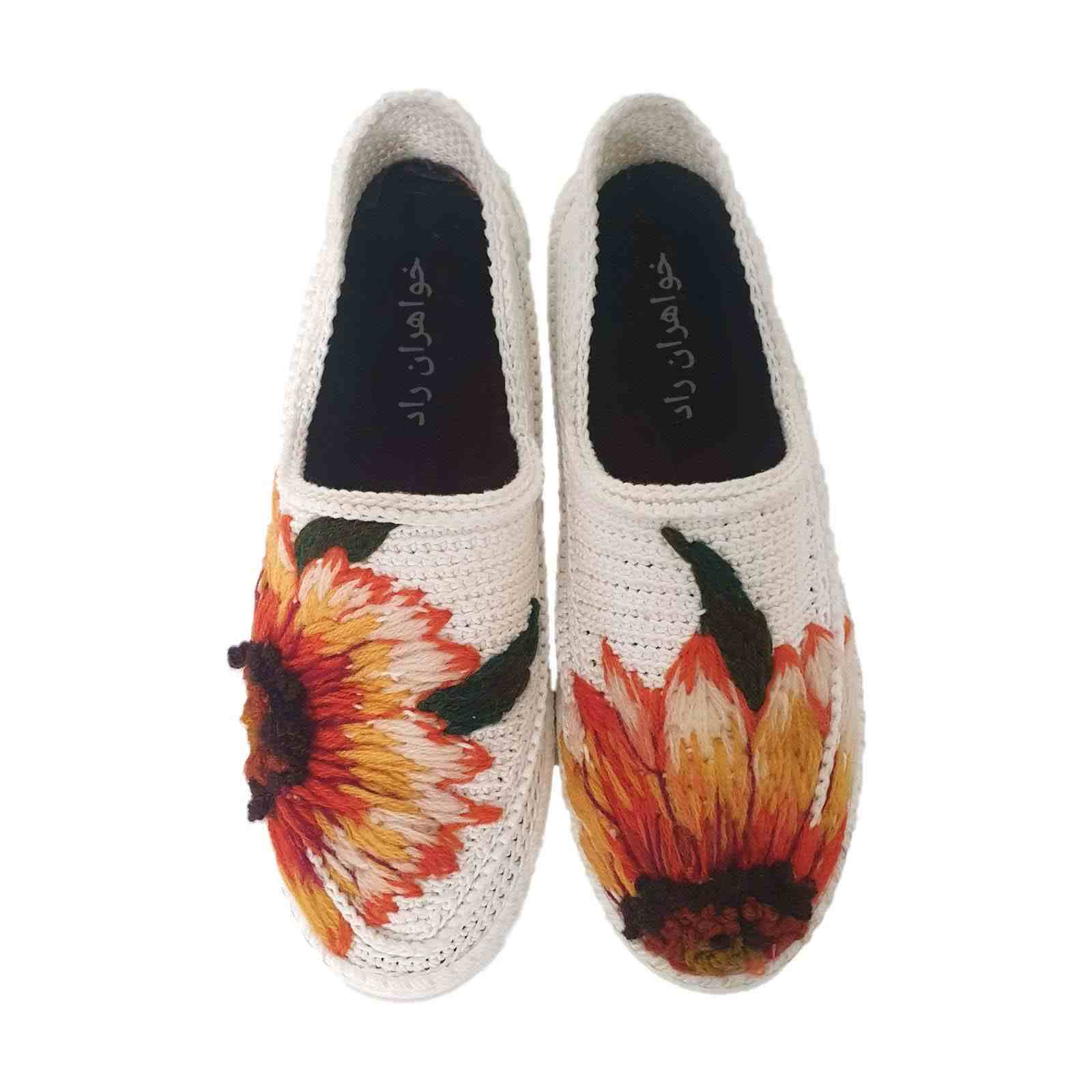 Handcrafted Persian Giveh Shoes – Sunflower Floral White Model