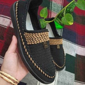 Handcrafted Persian Giveh Shoes – Classic Black Klash