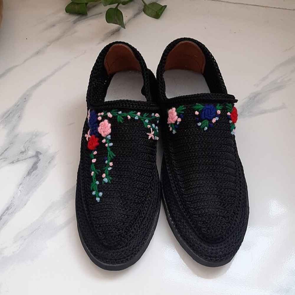 Handcrafted Persian Giveh Shoes – Bahar Black Floral Model
