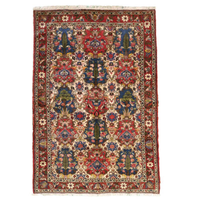 Hand-Knotted Persian Bakhtiyari Garden Rug (Traditional Bakhtiari Garden Khesti) - Cream Wool