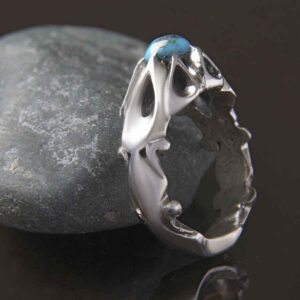 Persian Silver Ring with Neyshabur Turquoise Earth