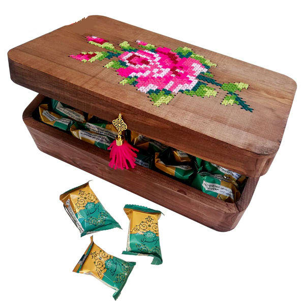 Mozaffari Gaz: 40% Pistachio – Traditional Rosewater Nougat Sweet