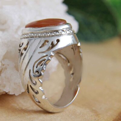 Red Yemeni Aqeeq Silver Gemstone Ring for Men – Traditional Persian Design