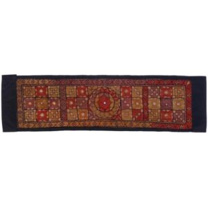 Hand Embroidered Table Runner Model Hanna