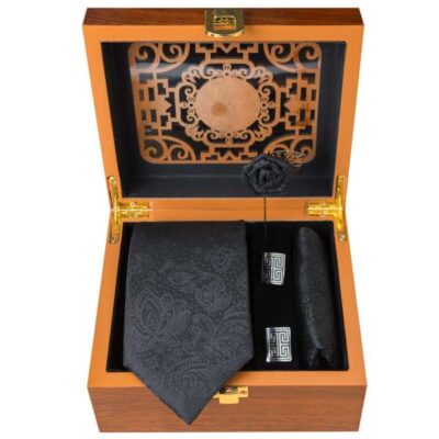 Men's Tie, Handkerchief & Cufflinks Neckwear Set - Luxurious Black