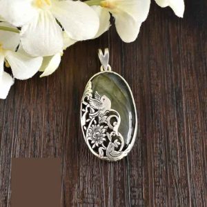 Persian Engraved Silver Pendant with Labradorite Gemstone