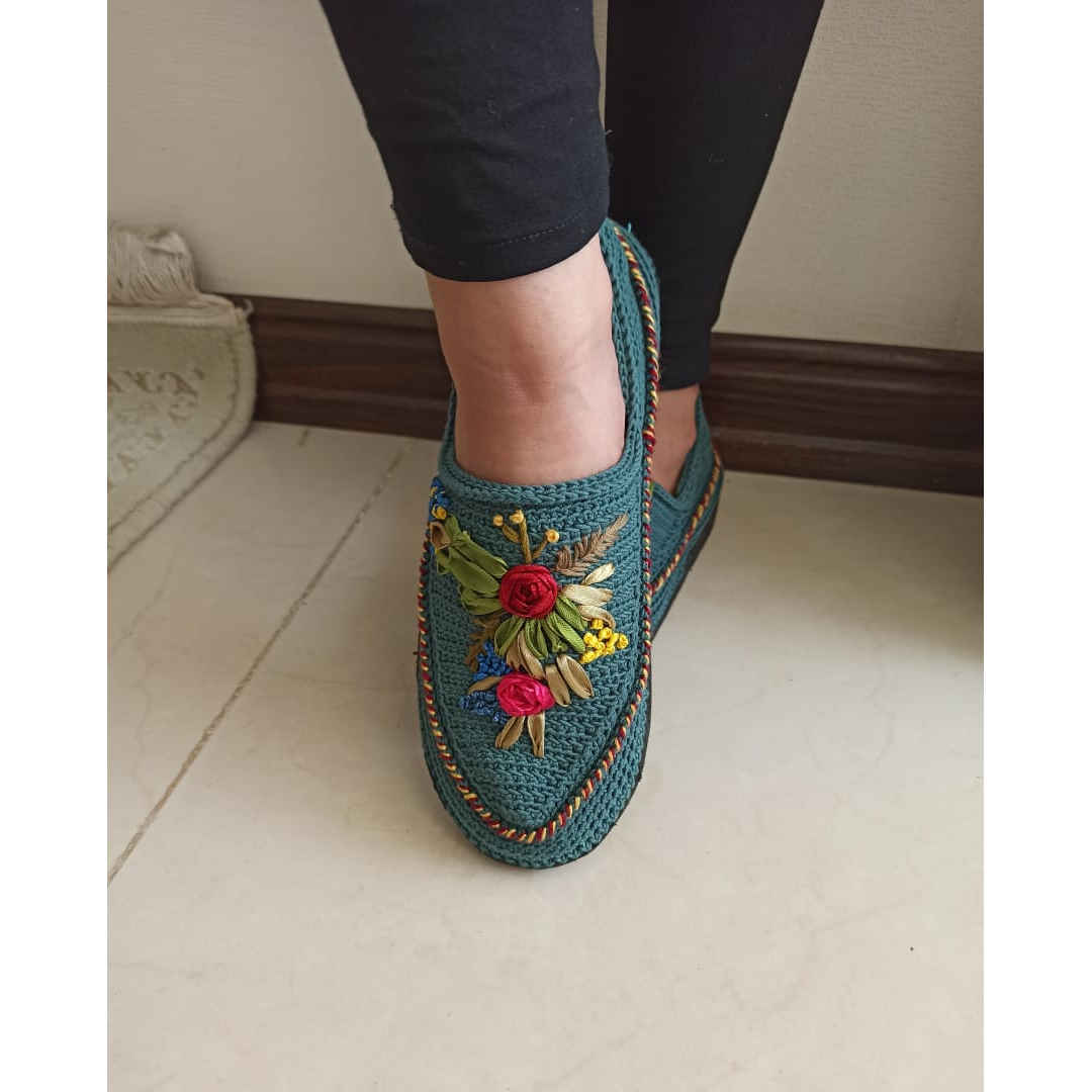 Handcrafted Persian Giveh Shoes – Flower Turquoise Floral Model