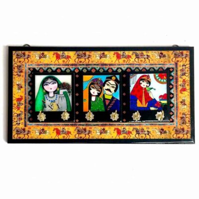 Handcrafted Persian Wooden Wall Key Holder with Khatoon Design