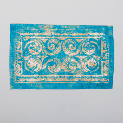 Turquoise Fabric Placemats Under the Plate – Model Firoozeh