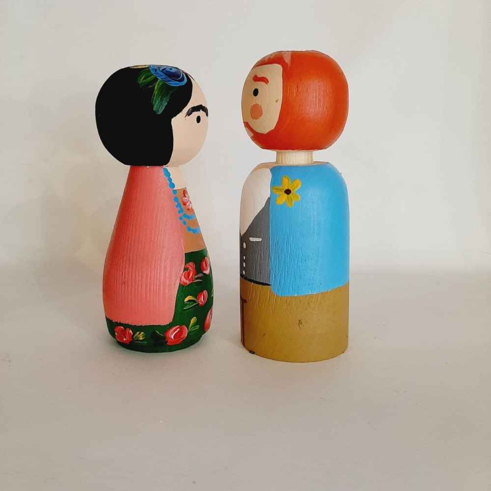 Handmade Wooden Peg Dolls – Frida Kahlo Artistic Icon Figurines