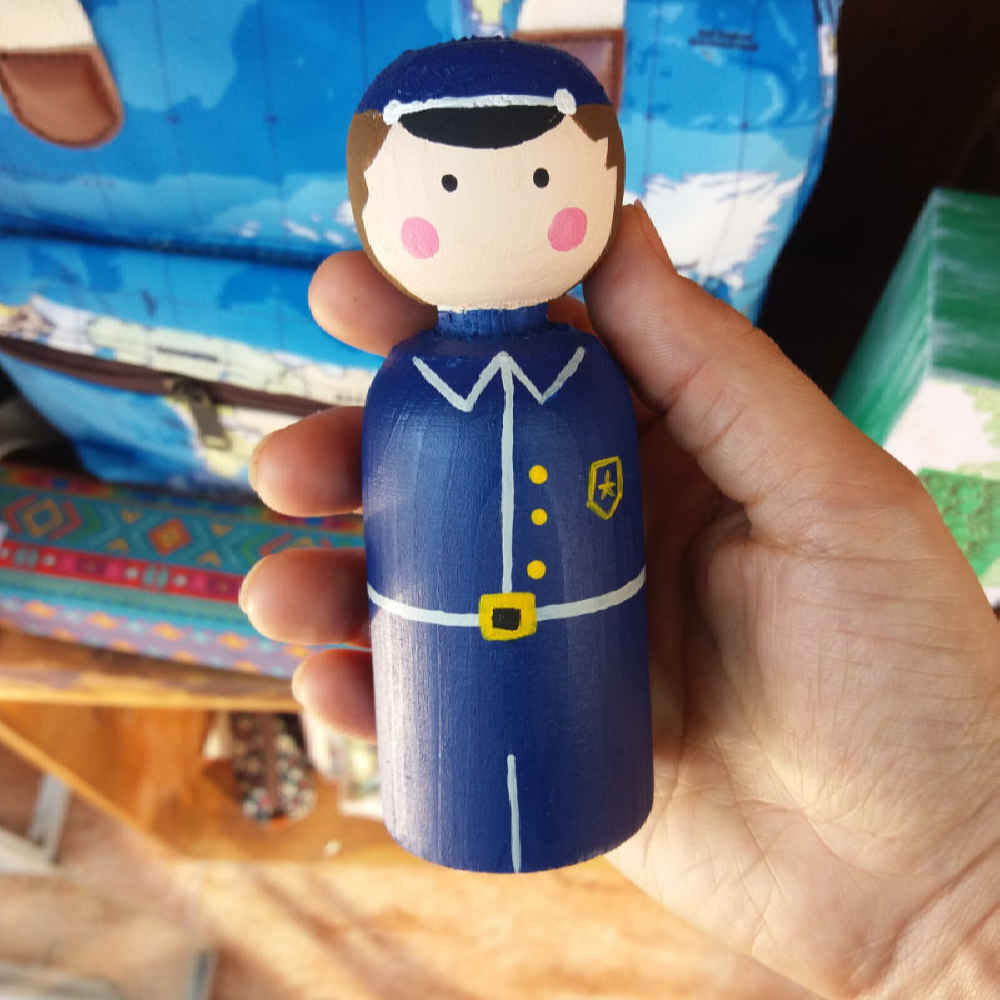 Handmade Wooden Peg Dolls – Police and Thief Adventure Set