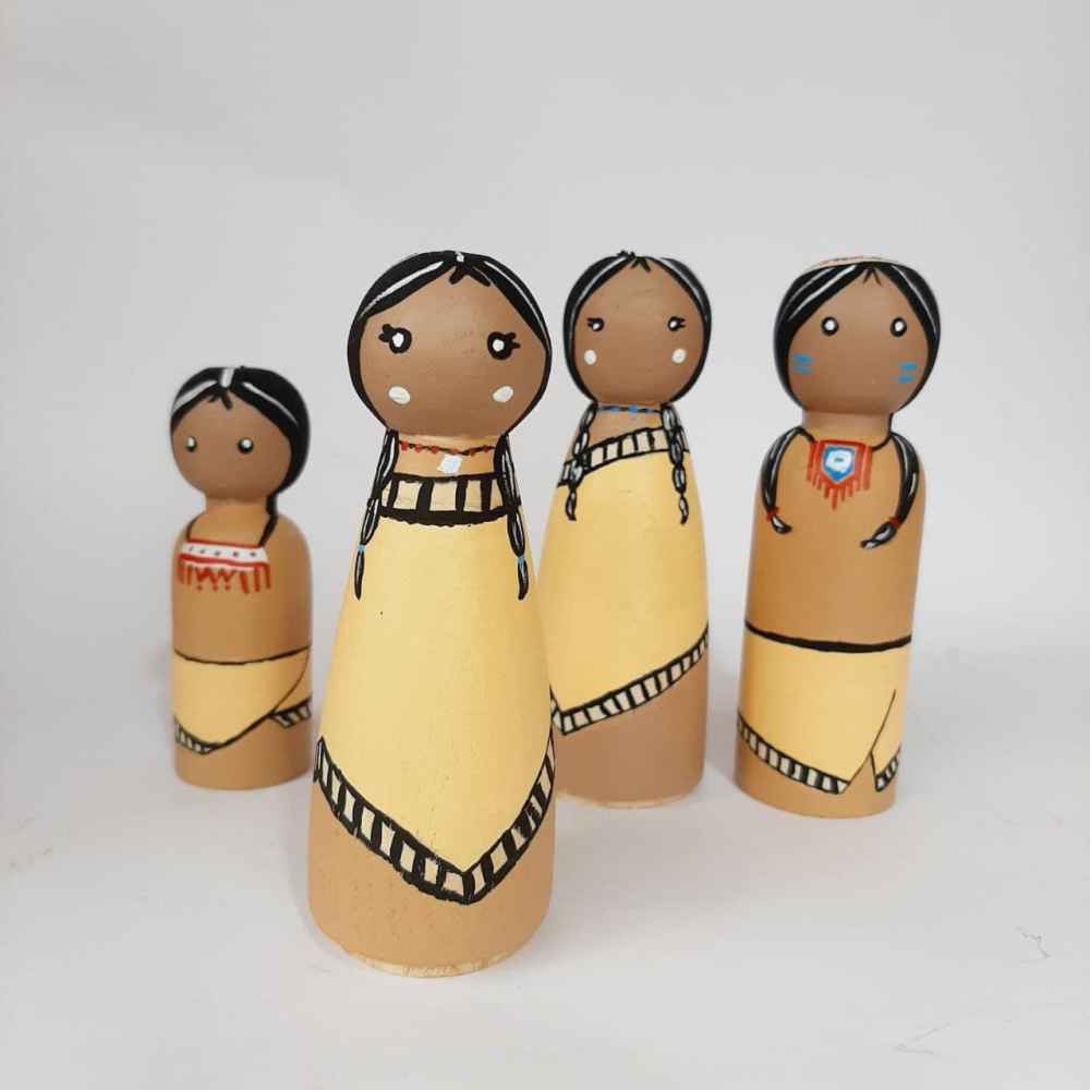 Handmade Wooden Peg Dolls – Sorkh Poost Girls Traditional Set