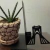 Azadi Tower Design Persian Metal Art Bookend – Great for Modern Iranian Spaces