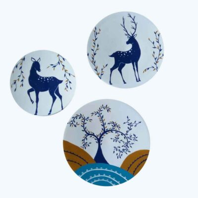 Hand-Painted Persian Pottery Decorative Display Plate Set, Artistic Animal Design, 3 Pieces