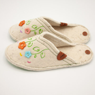 Persian Felt Slippers – Floral Design