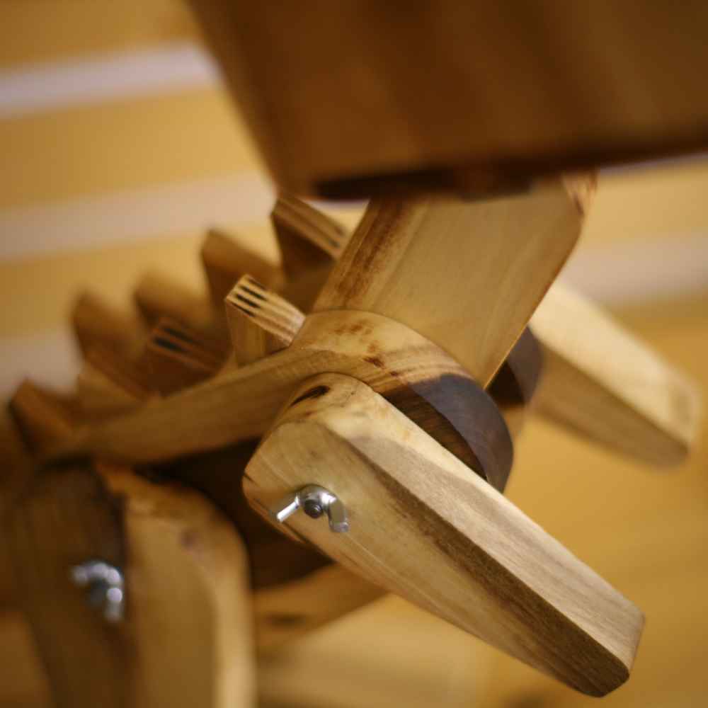 Figurative Dinosaur Sculptural Wooden Novelty Desk Lamp