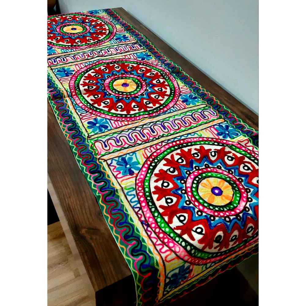 Hand Embroidered Table Runner Model Vala
