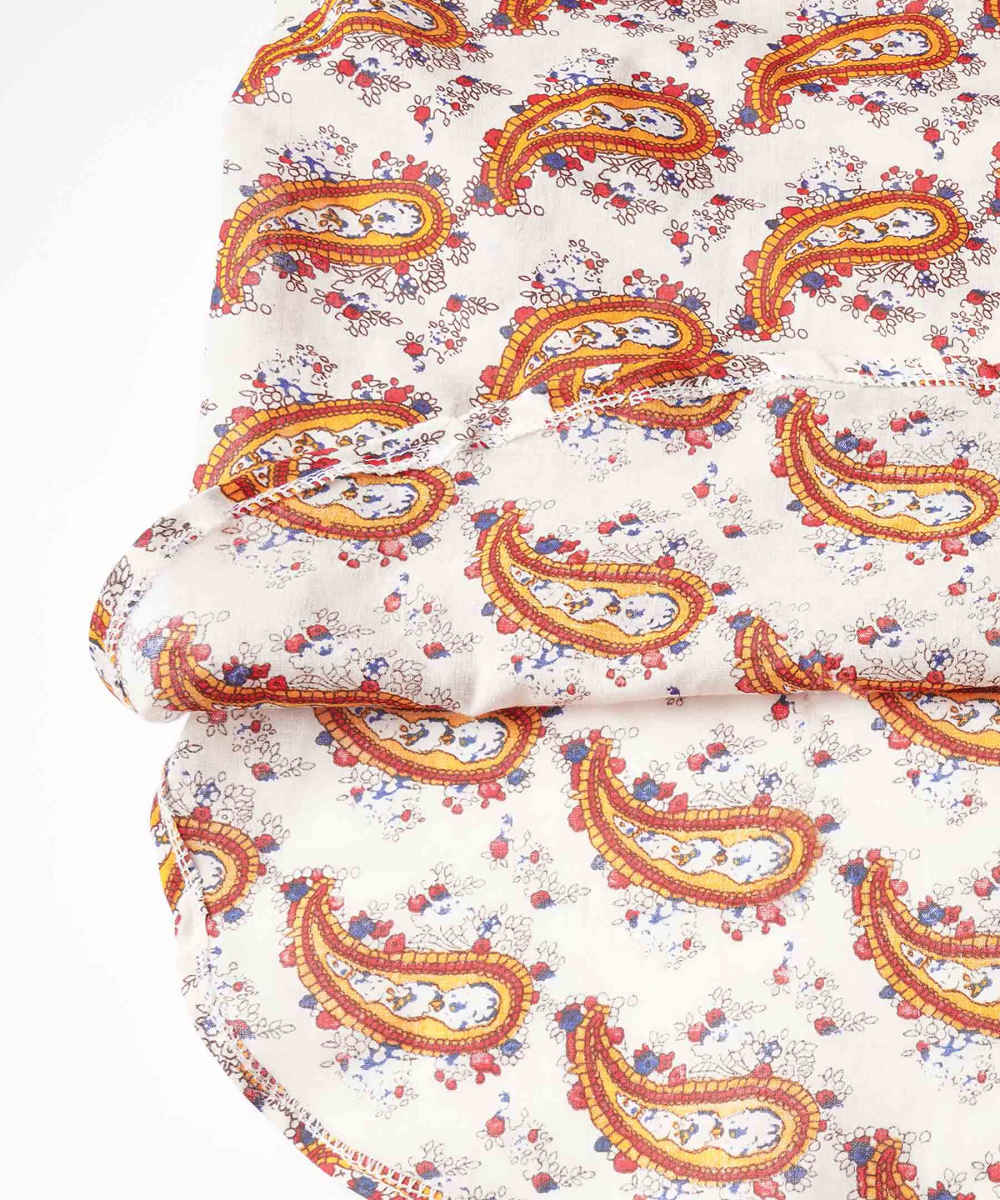 Women’s Fashion Dress Suitable for Sea Side with Paisley Design Model Paisley