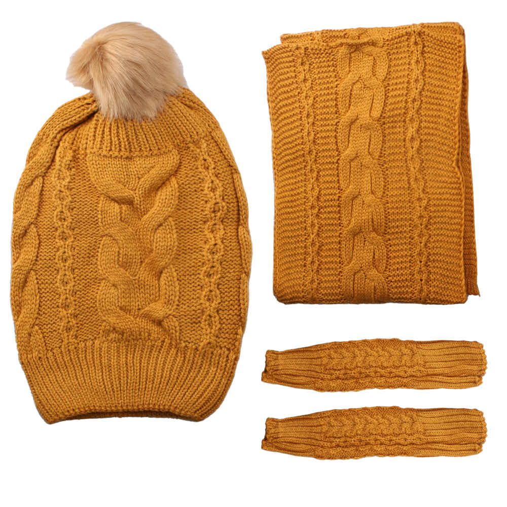 Women’s Knitted Hat and Scarf Set Model Tooran