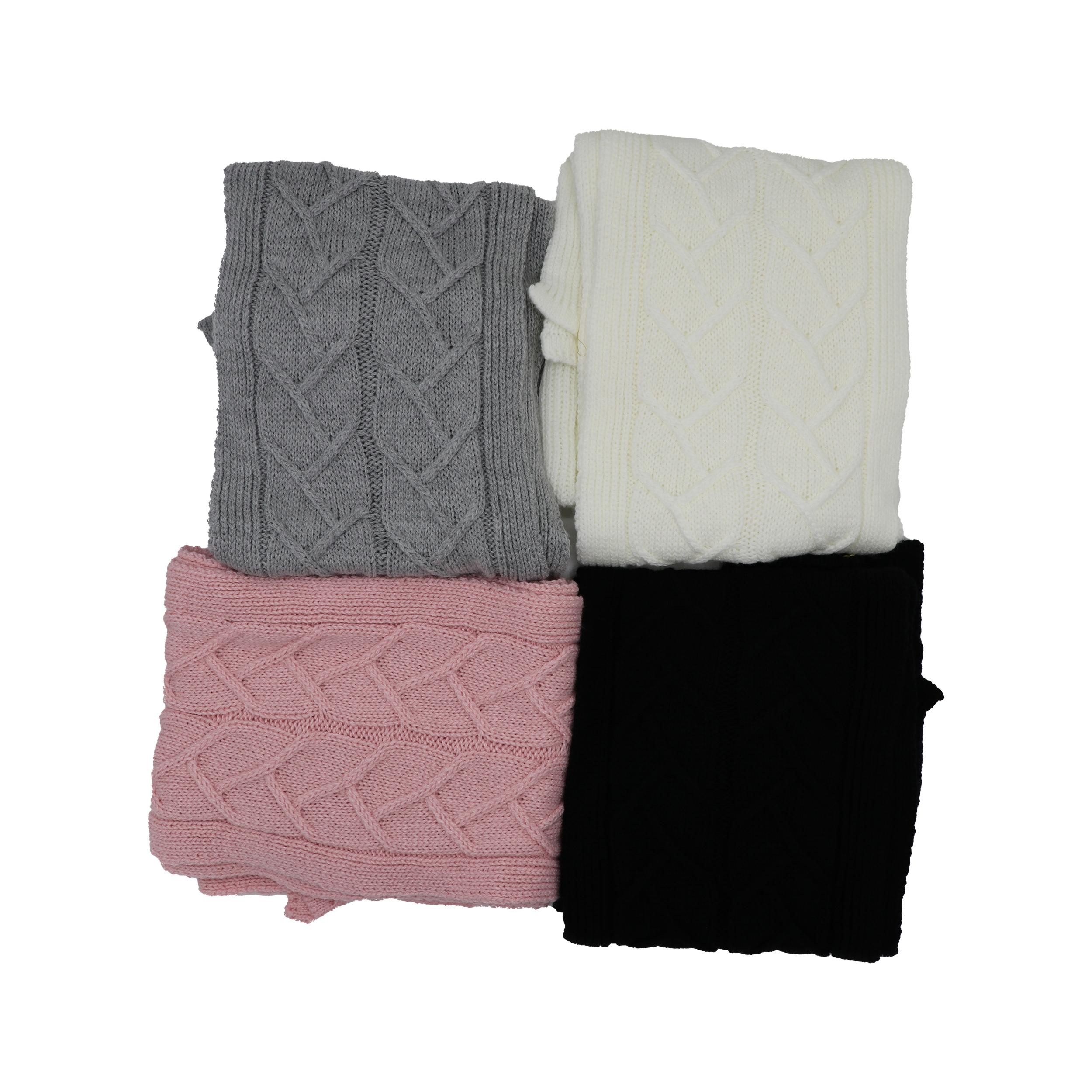 Women’s Knitted Hat and Scarf Set Model Vala