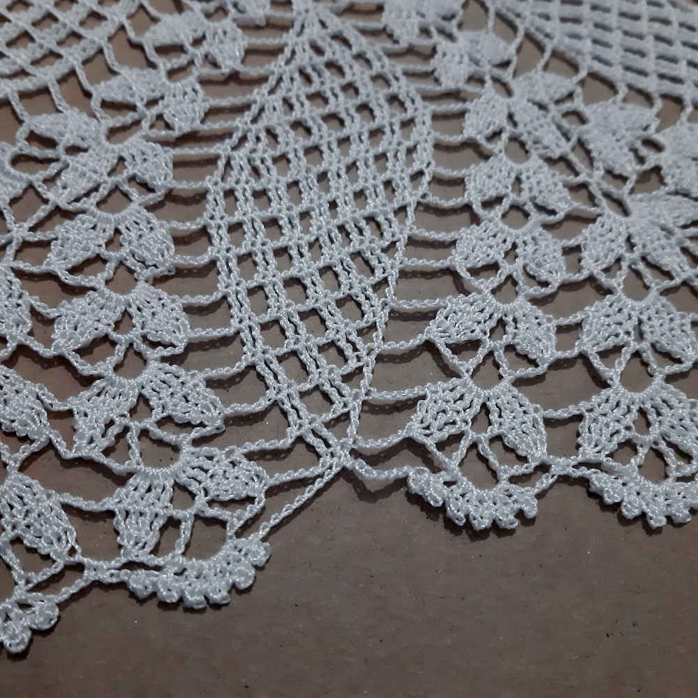 Crochet Hand Knitted Tablecloth Model Ordibehesht
