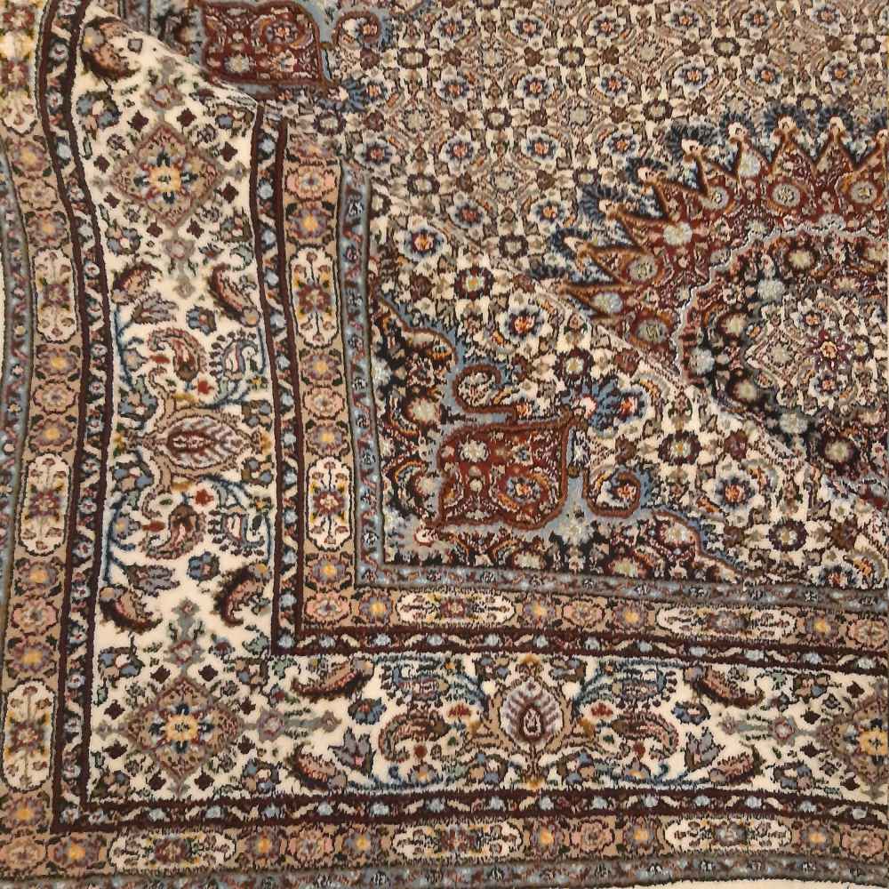 Hand-Knotted Persian Birjand Riz Mahi Rug (Mahi Medallion / Herati) – Cream Silk & Wool