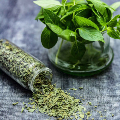 Dried Basil Leaves – Premium Culinary Herb with Fresh Sweet Aroma for Cooking & Seasoning – 750g