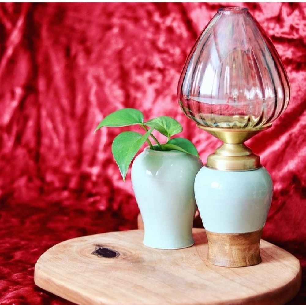 Artistic Ceramic Table Lamp Handcrafted with Vase Set