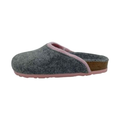 Soft Gray Women's Felt Slippers – Elegant and Comfortable