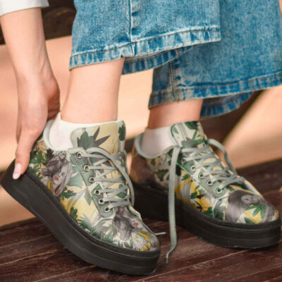 Graffiti Print Sneakers - Women's Chic Casual Shoes Model Elina
