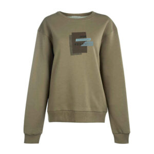 Woman’s Casual Crew Neck Sweatshirt Model Stop