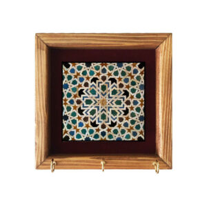 Ceramic Wall Key Holder – with Wooden Frame & Model Gelak