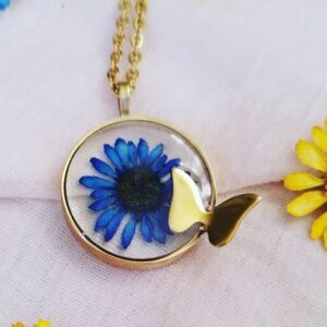 Handcrafted Resin Butterfly Necklace – Gold Toned Flower Inlay