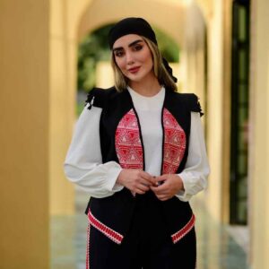 Women’s Vest, Tunic & Pants Set Model Gunash
