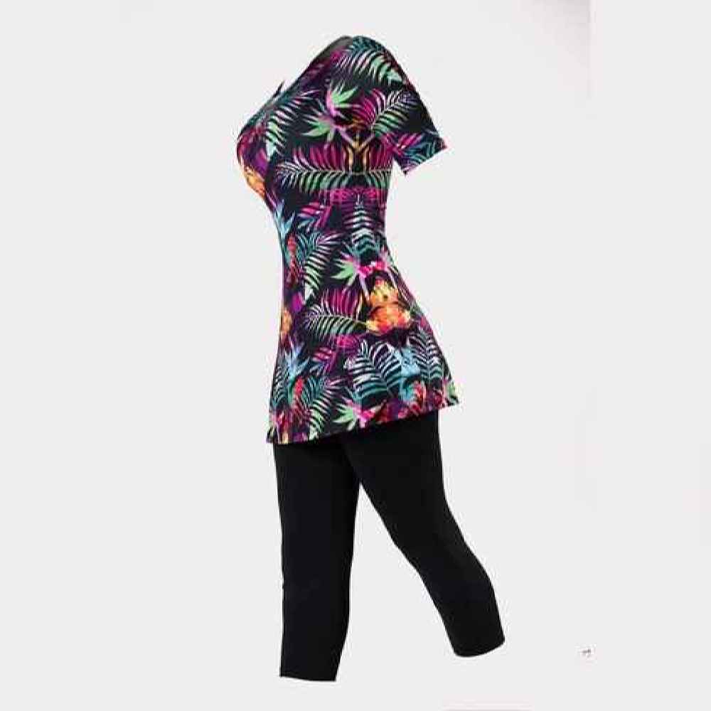 2 Piece Women’s Short Sleeve Swimsuit Model Vafa