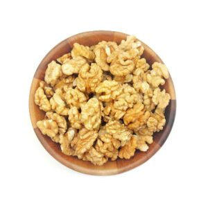 Raw Persian Walnut Kernels – 900 grams