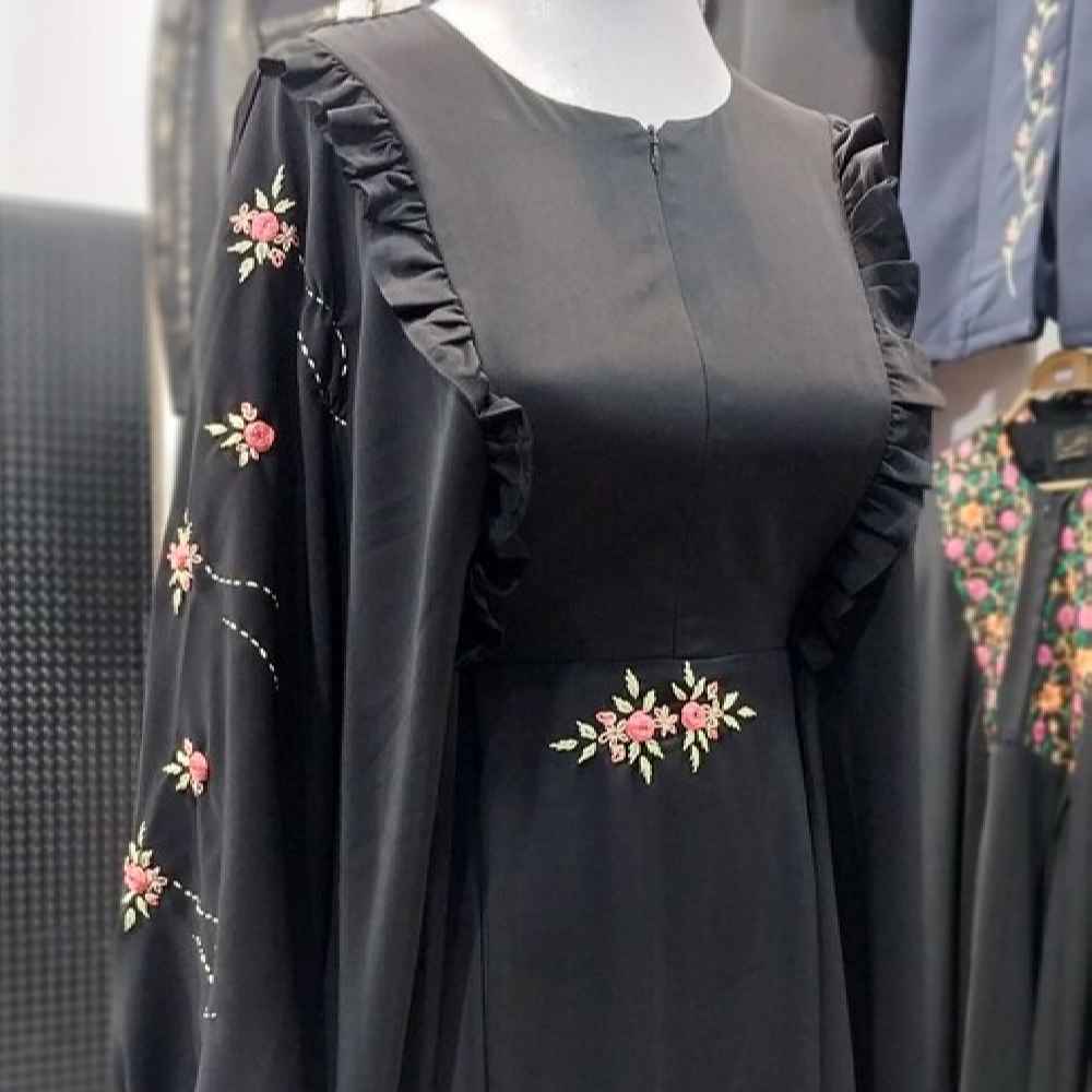 Traditional Abaya for Muslim Women Floral with Soft Crepe Fabric