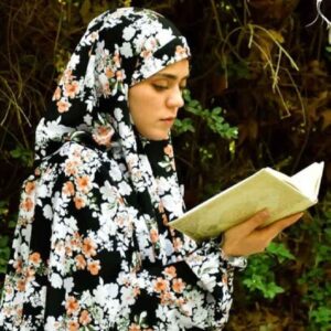 Islamic Namaz Chador with Sleeves for Women Ideal for Praying – Floral Pattern Zara