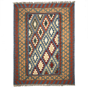 Geometric Kilim Rug from Firuzabad – Authentic Handwoven Persian Wool