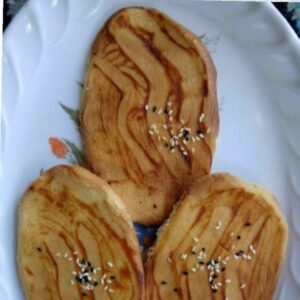 Persian Dried Bread – Traditional Persian Dried Bread Baked in Lasht-e Nesha