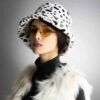 Women's Winter Bucket Hat - Model Leo