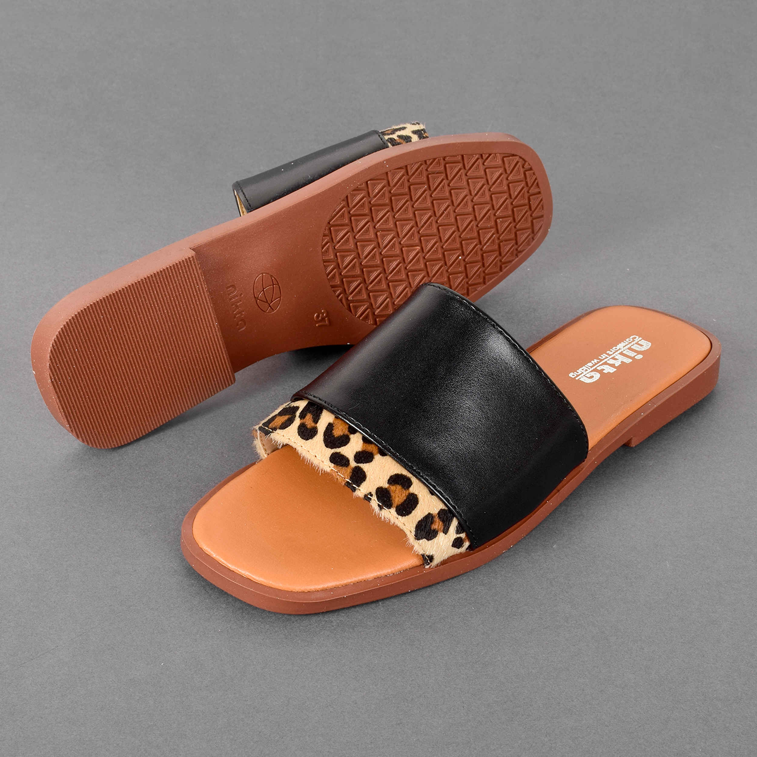 Women’s Classic Flat Slipper with Flat Heel Model Selin