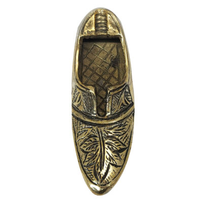 Hand Engraved Brass Ashtray – Artistic Intricate Detail Shoe