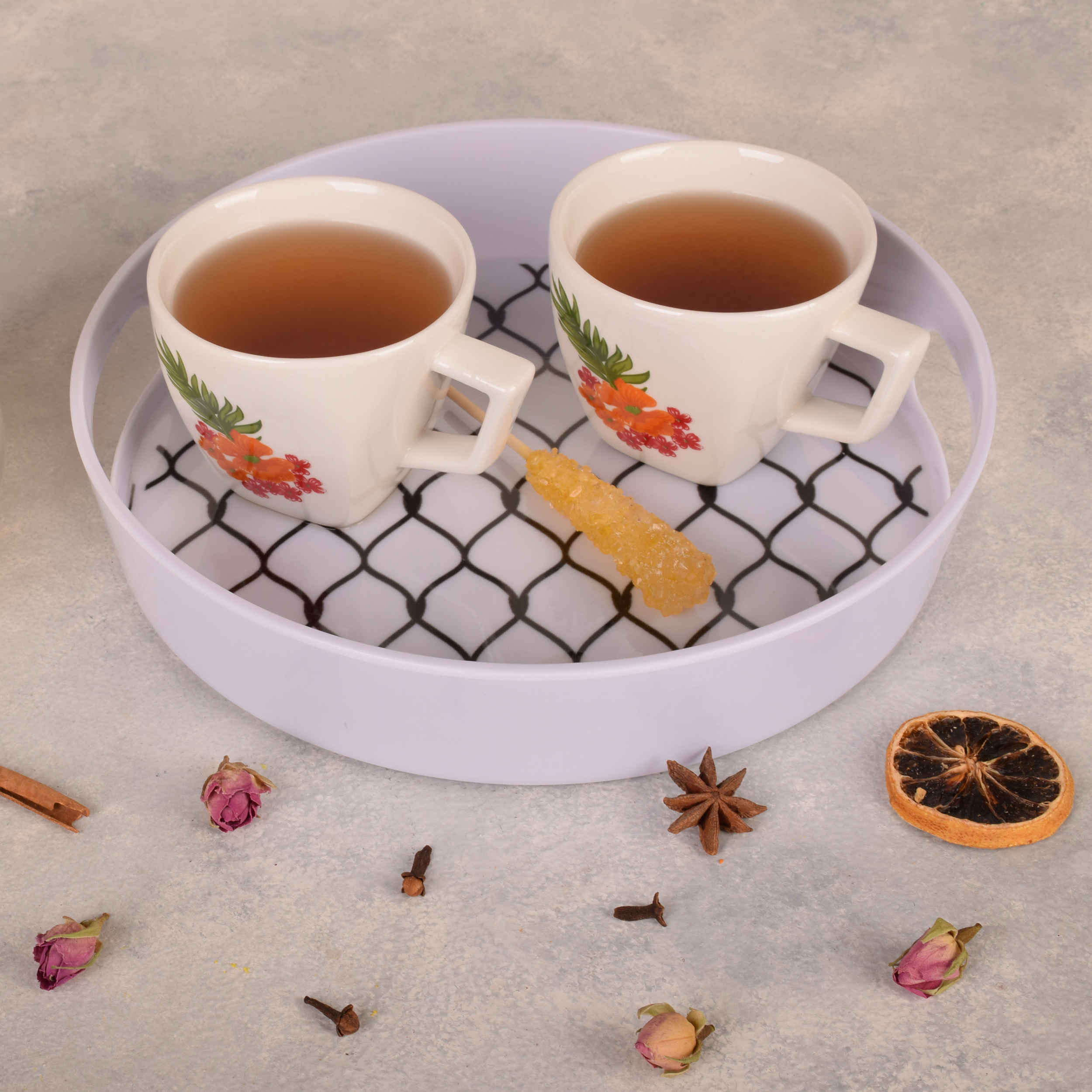 Casual Round Melamine Serving Tray – Fence Pattern Food Serving Tray