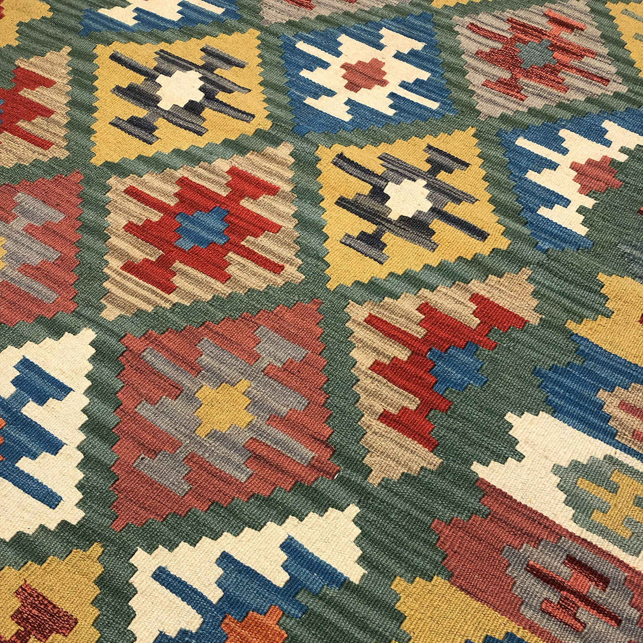 Authentic Qashqai Kilim Rug from Firuzabad – Handwoven Persian Wool