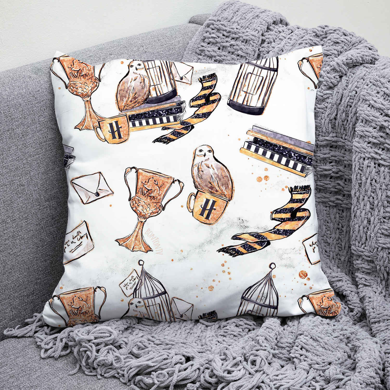 Stunning Cushion Cover – Printed Charming Harry Potter Design