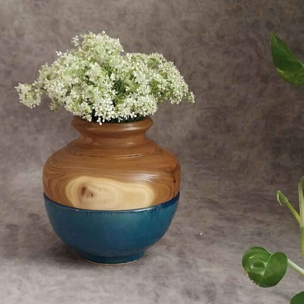 Decorative Wooden Vases, Expertly Handcrafted with Natural Solid Wood and a Pottery-Inspired Design for Bouquets